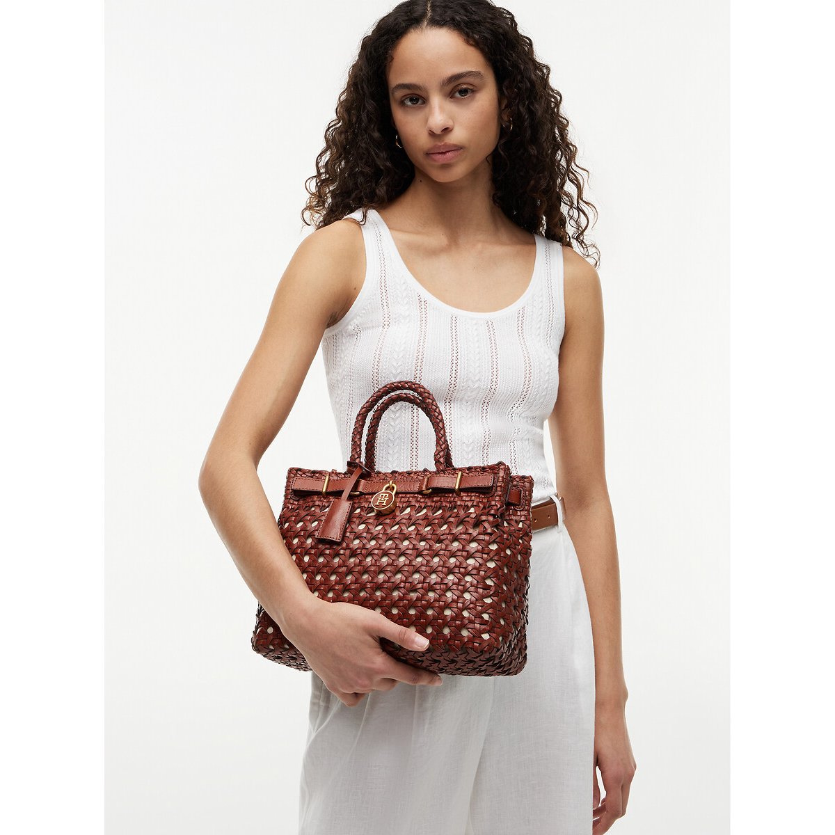 Sac mini tote en cuir de vachette tressé camel, TOMMY HILFIGER
