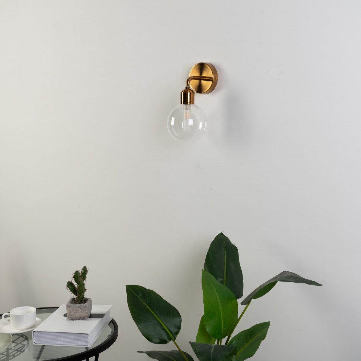 Applique murale minimaliste - GIANI doré / laiton, KOSILUM