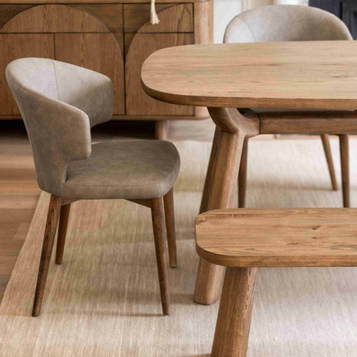 Chaise salle à manger taupe à pieds bois (lot de 2) KYOTO bois naturel, PIER IMPORT