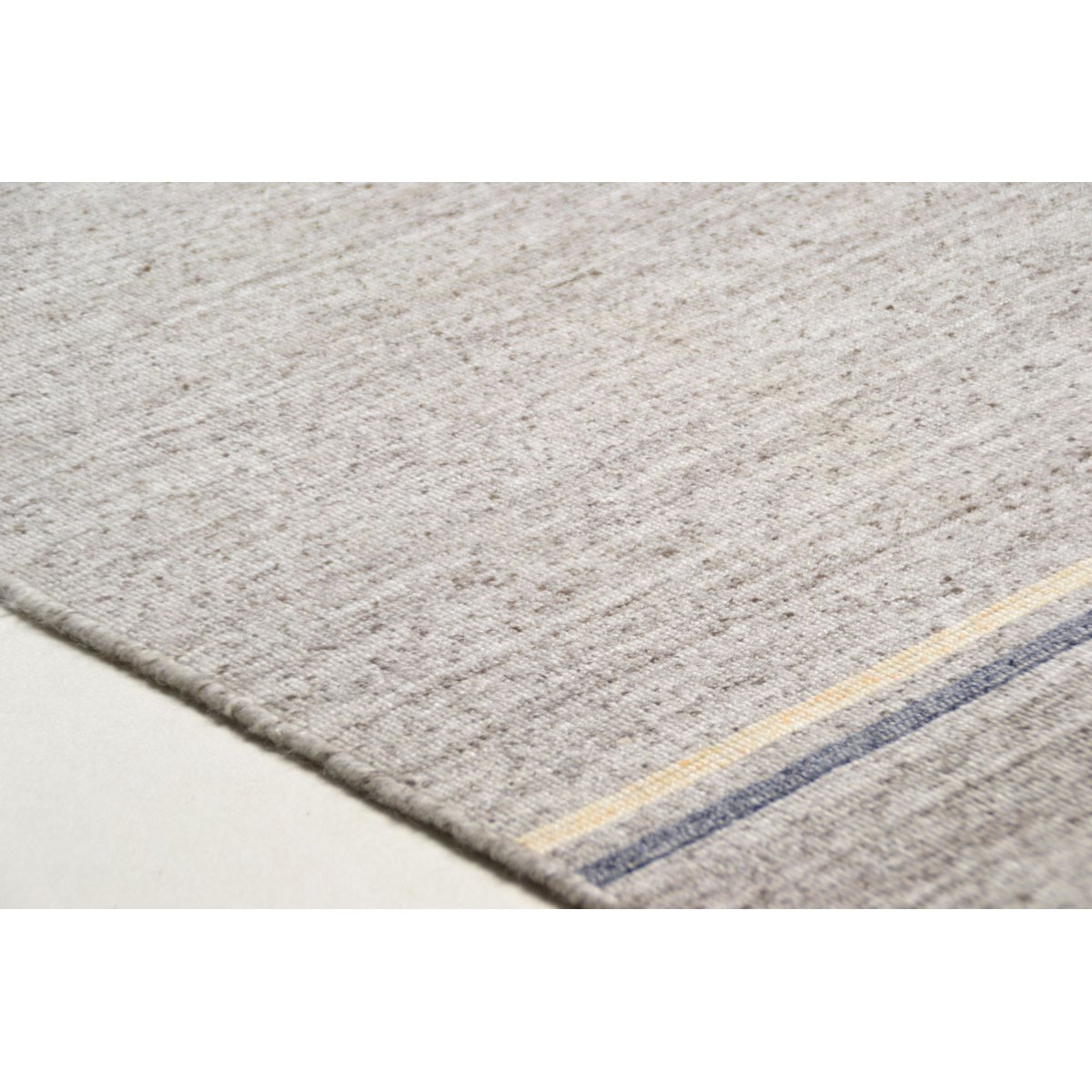 Tapis salon Alaska tissé main plat réversible marron clair, THEKO