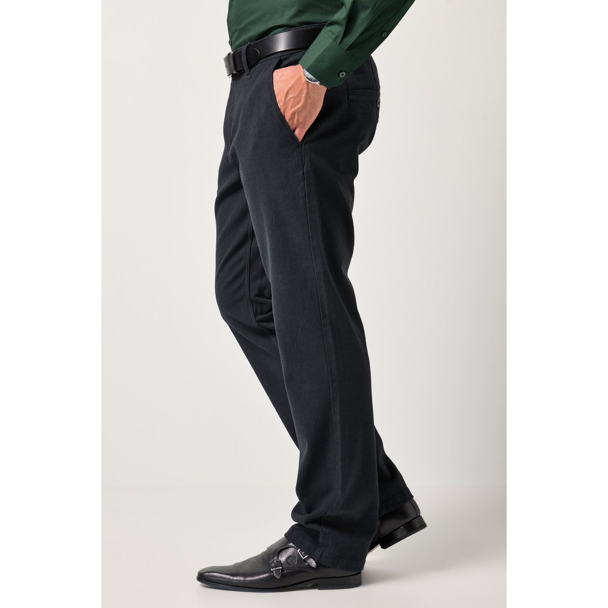 Pantalon chino en lainage noir, JP1880