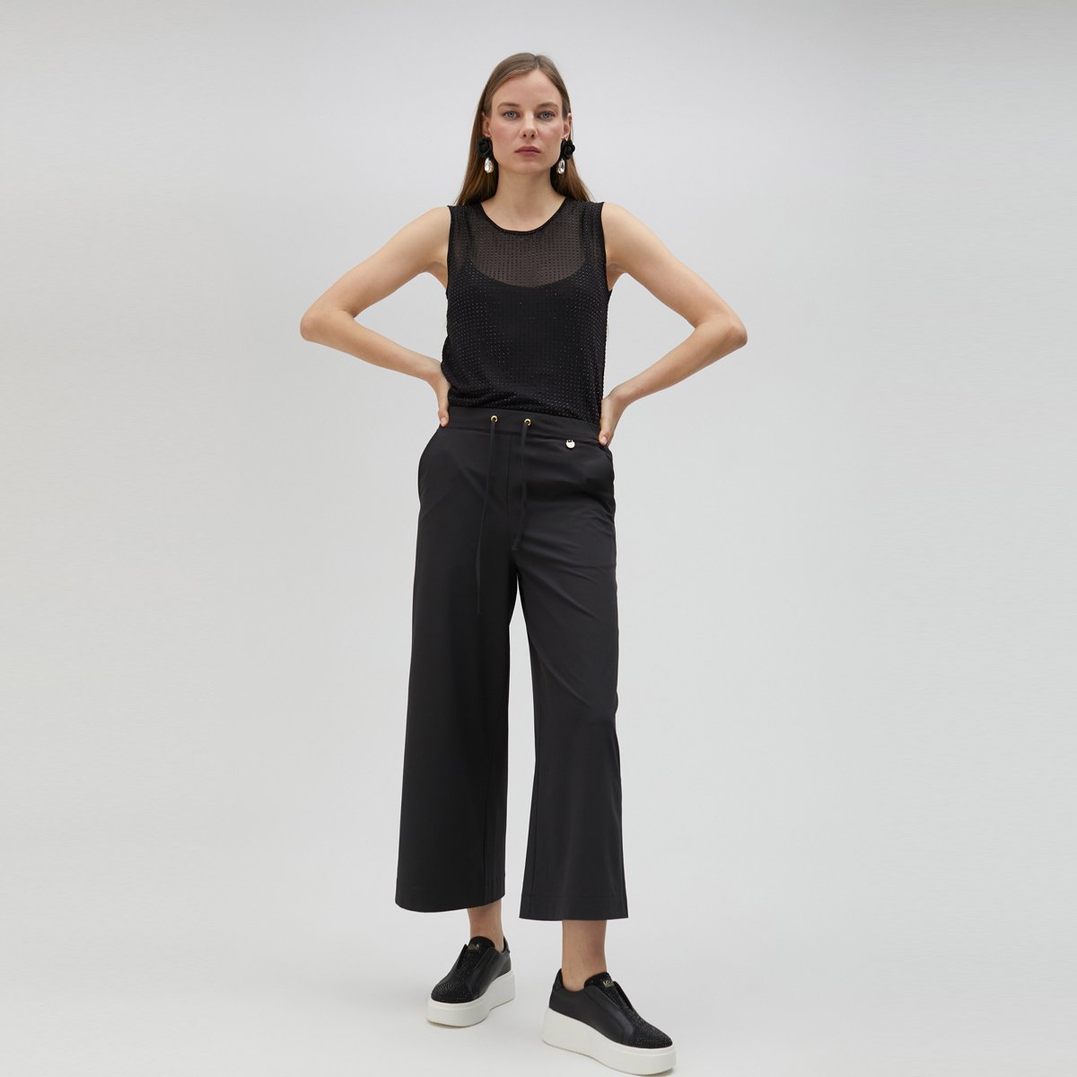 Pantalon large avec fermeture par cordon de serrage noir, LOLA CASADEMUNT