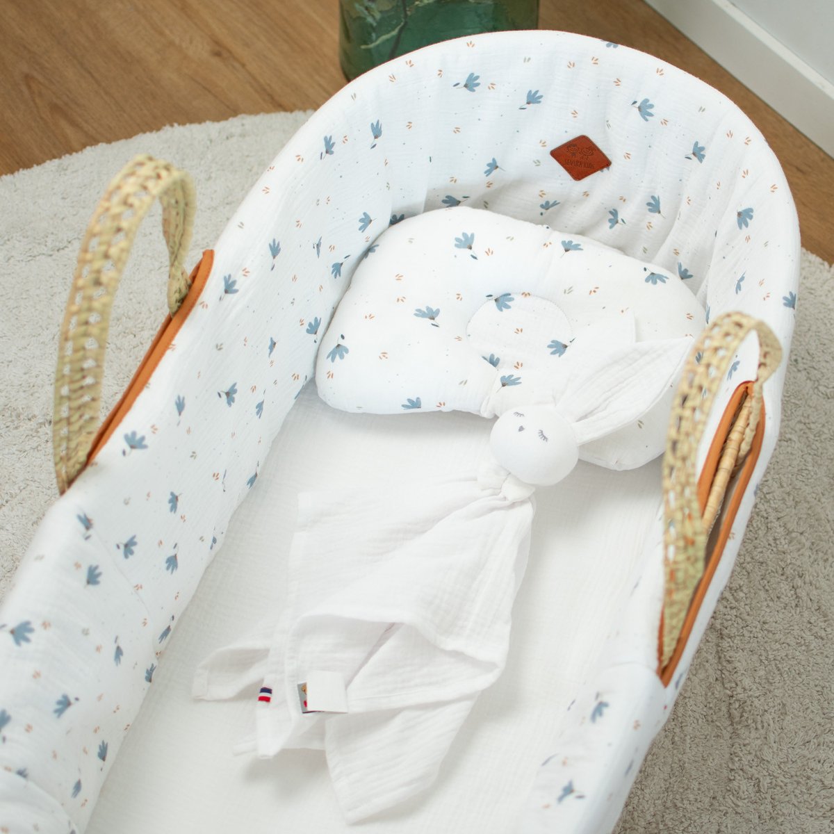 Coussin cale-tête ergonomique en gaze de coton BLEUET bleuet imprimé floral, SEVIRA KIDS