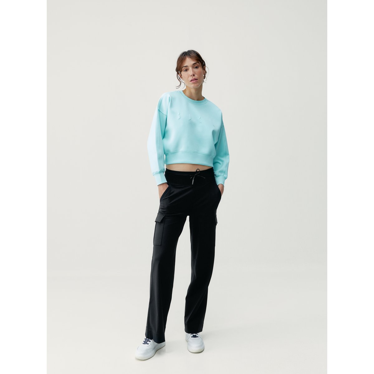 Sweat Recovery sans capuche Performance FLORA bleu ciel, BORN