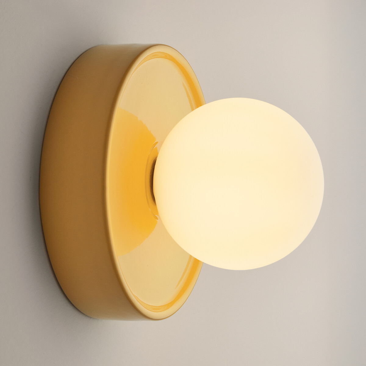 Wand- of plafondlamp, rond, keramiek en opaline glas, diameter 16,8 cm, HOLI geel , LA REDOUTE INTERIEURS