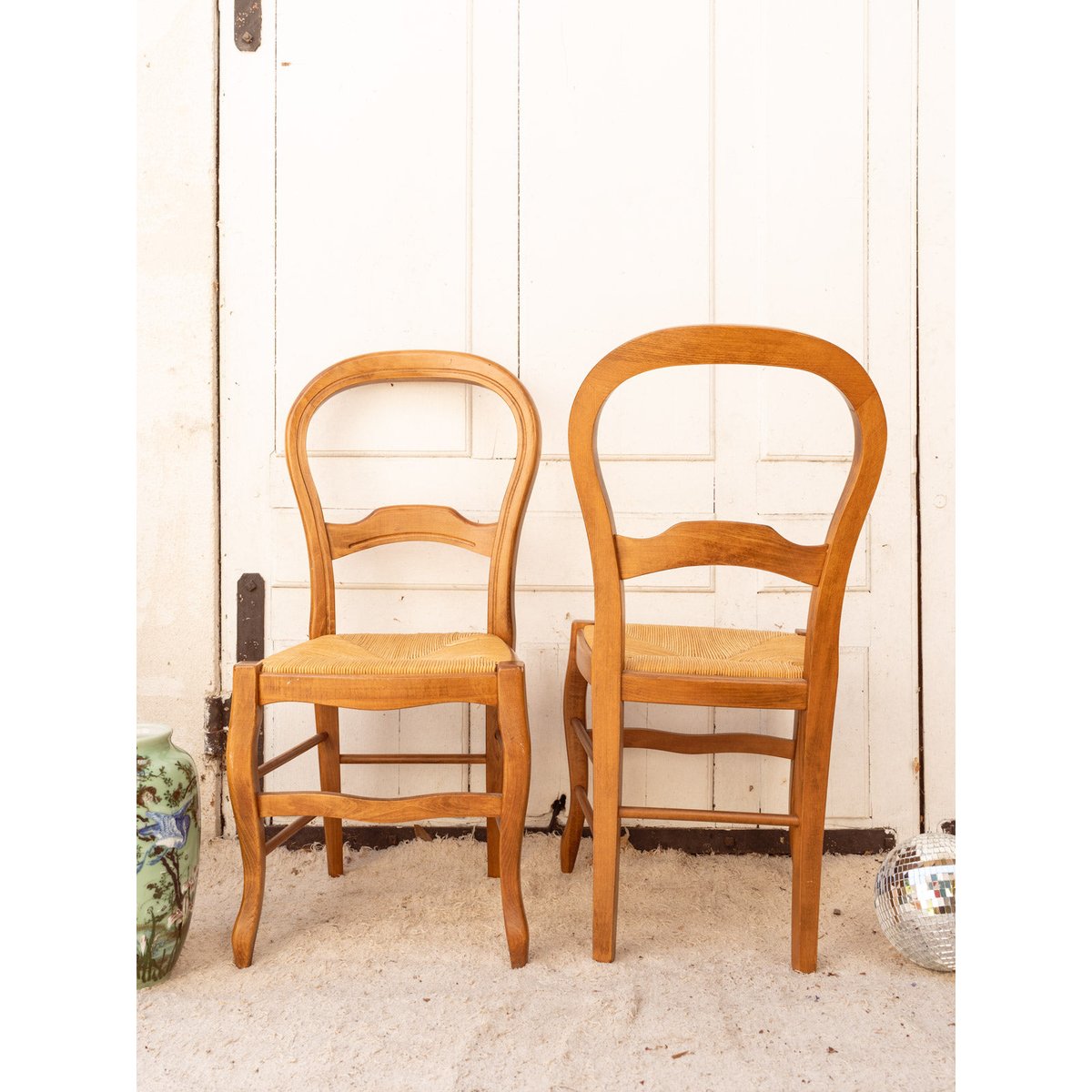 Lot de 4 chaises en bois et paille Claude N°1451 - Bon état bois clair, DEBONGOUT