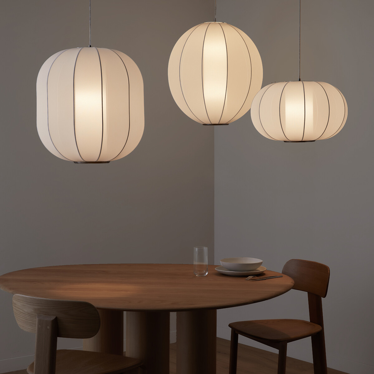 Suspension ronde, lampion en maille, Satchi blanc, AM.PM