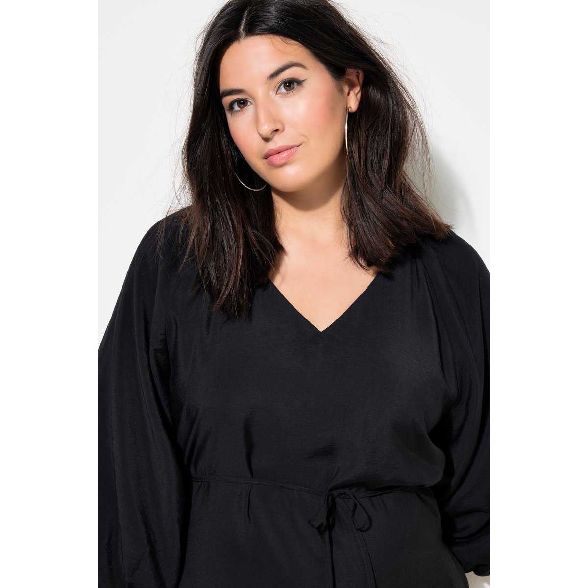 Robe maxi, coupe évasée, manches 3/4 ballon noir, STUDIO UNTOLD