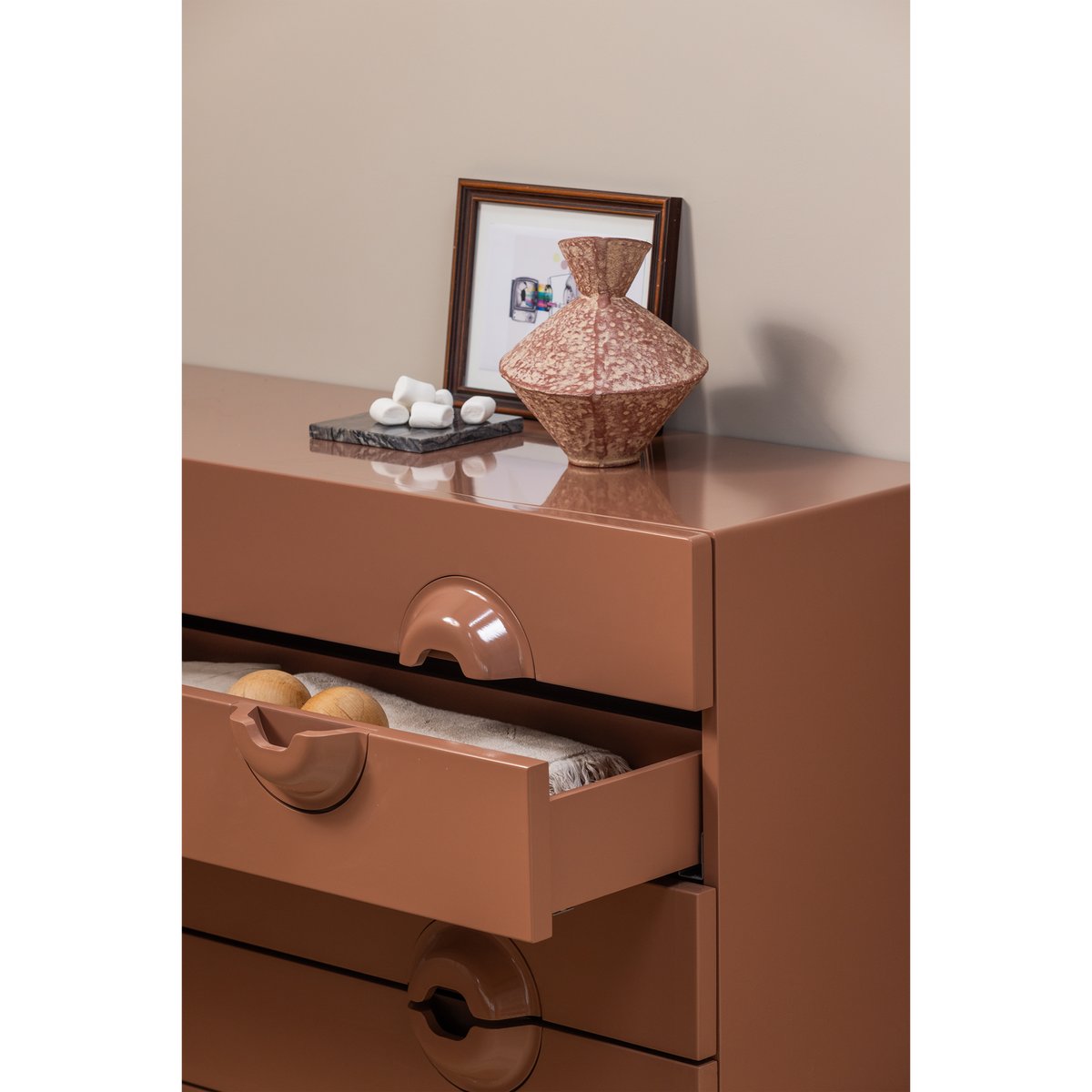 Commode 3 tiroirs en bois d'eucalyptus MERGE vieux rose, WOOOD