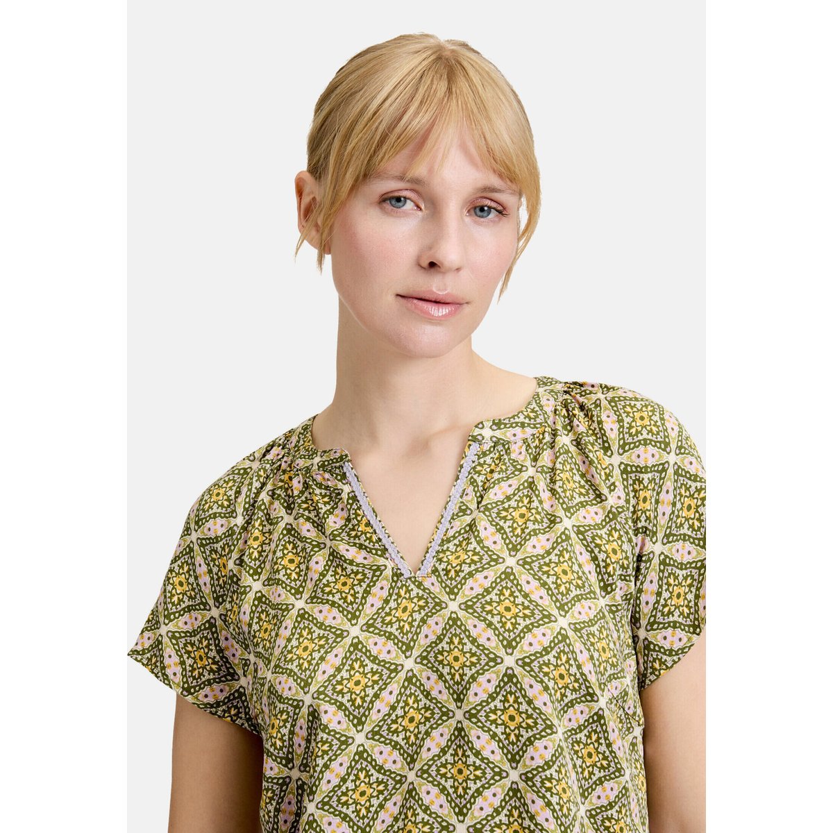 T-shirt façon blouse à motifs vert/violet, CARTOON