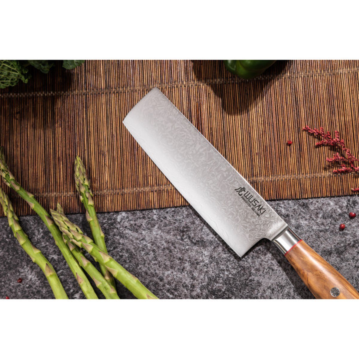 Couteau modèle nakiri Fujiko 17cm manche en olivier v002237, WUSAKI