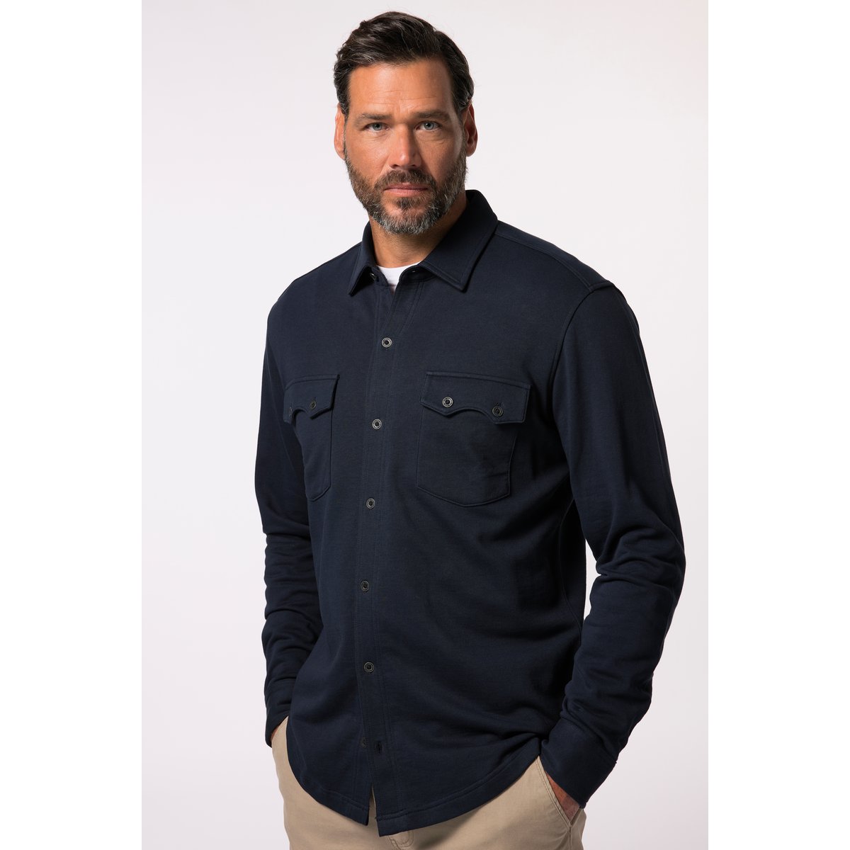 Chemise en molleton. Col Kent et bleu marine, JP1880