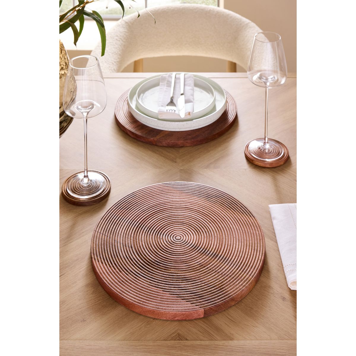 Sets de table en bois gravés, lot de 2 naturel, NEXT