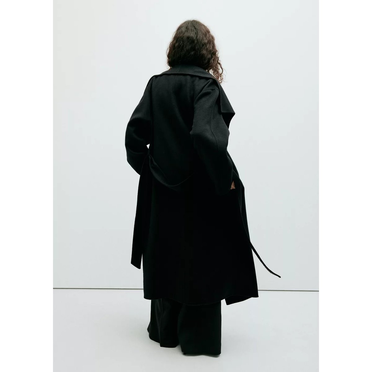 Manteau laine fait à la main ceinture noir, MANGO