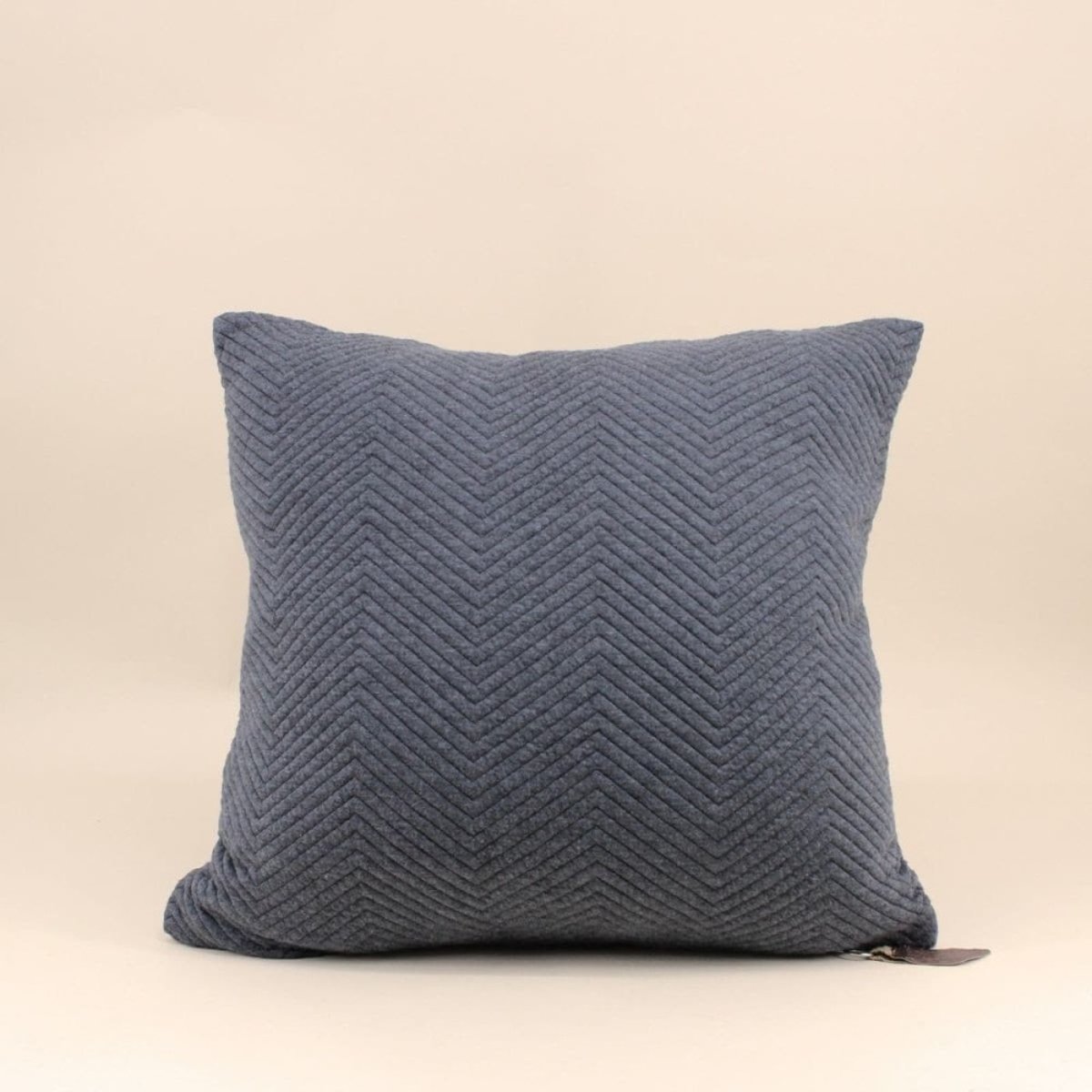 Coussin en tissu 50x50cm gris, ORNAMI