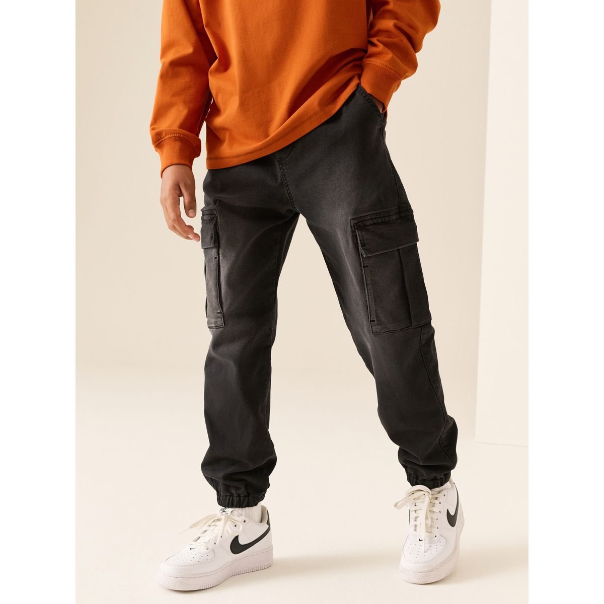 Jean cargo large avec taille élastique noir, NEXT
