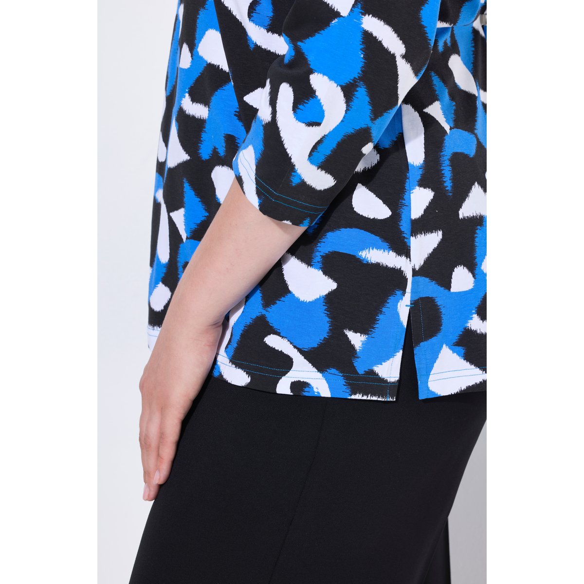 T-shirt à col calice et manches 3/4 bleu roi, ULLA POPKEN