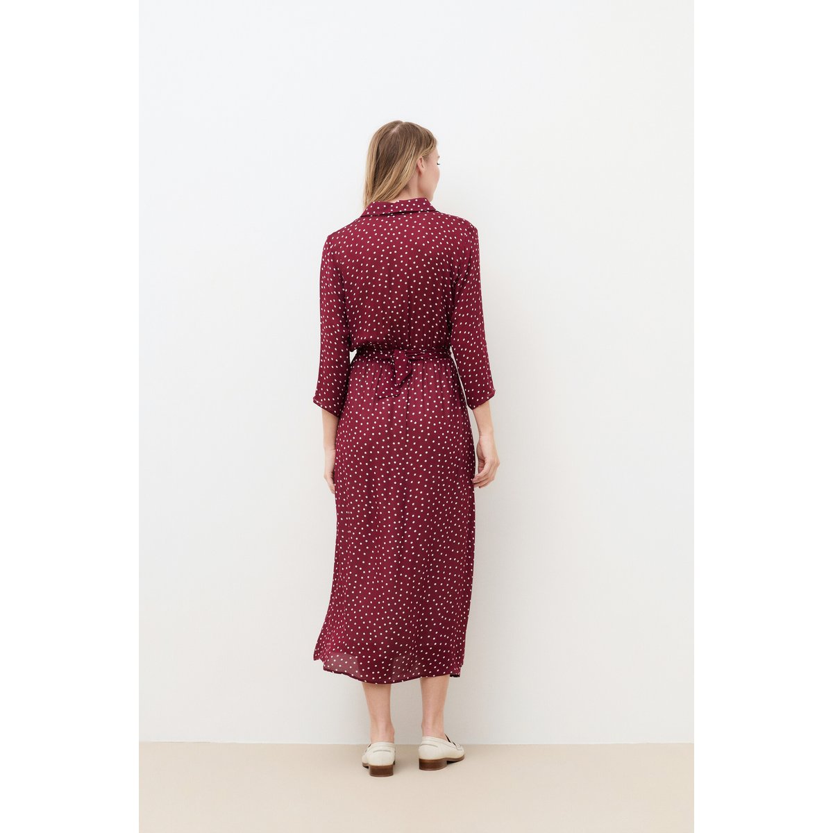 Robe fluide satinée col chemise RLENNIE bordeaux, CAROLL