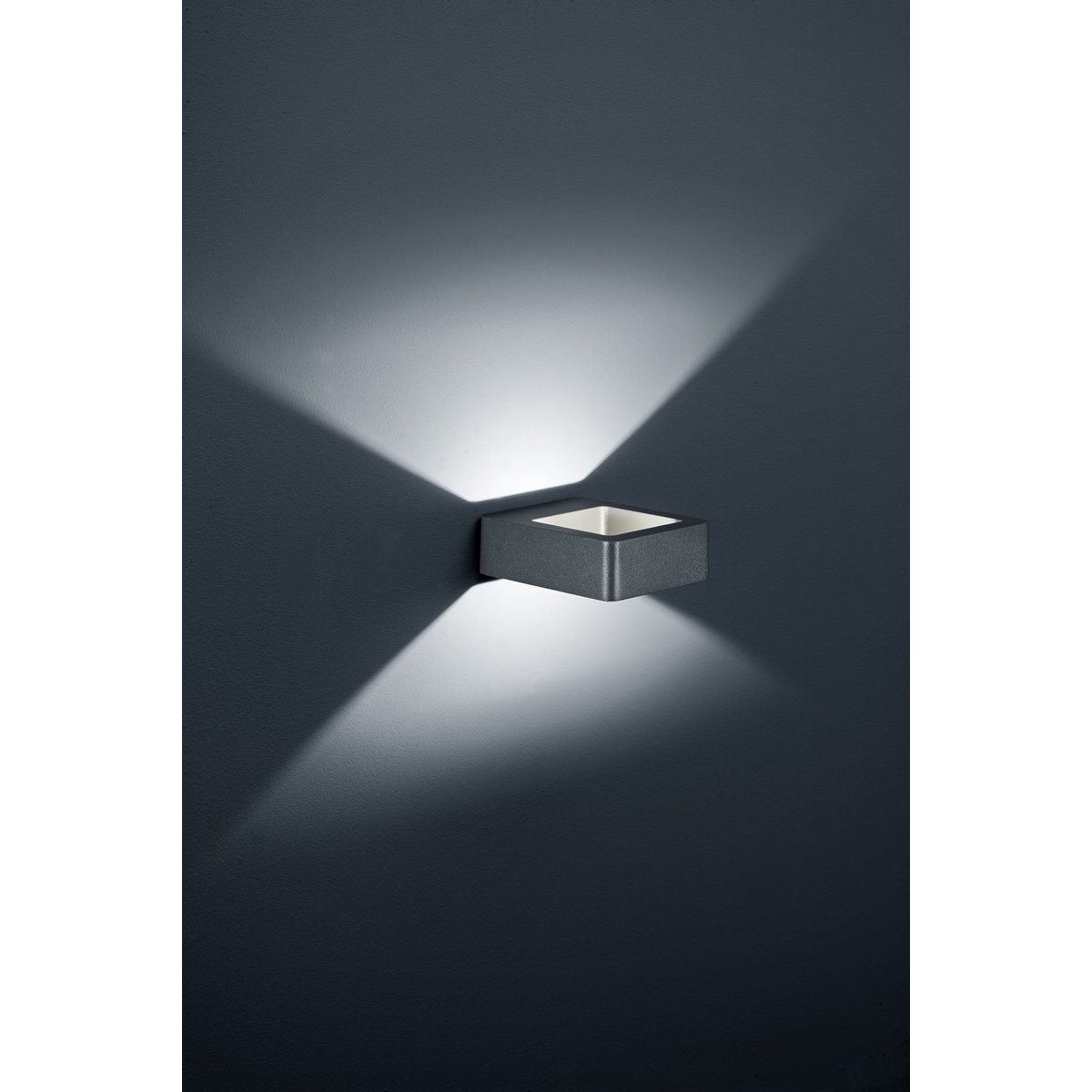 Applique de jardin LED Reno noir, TRIO