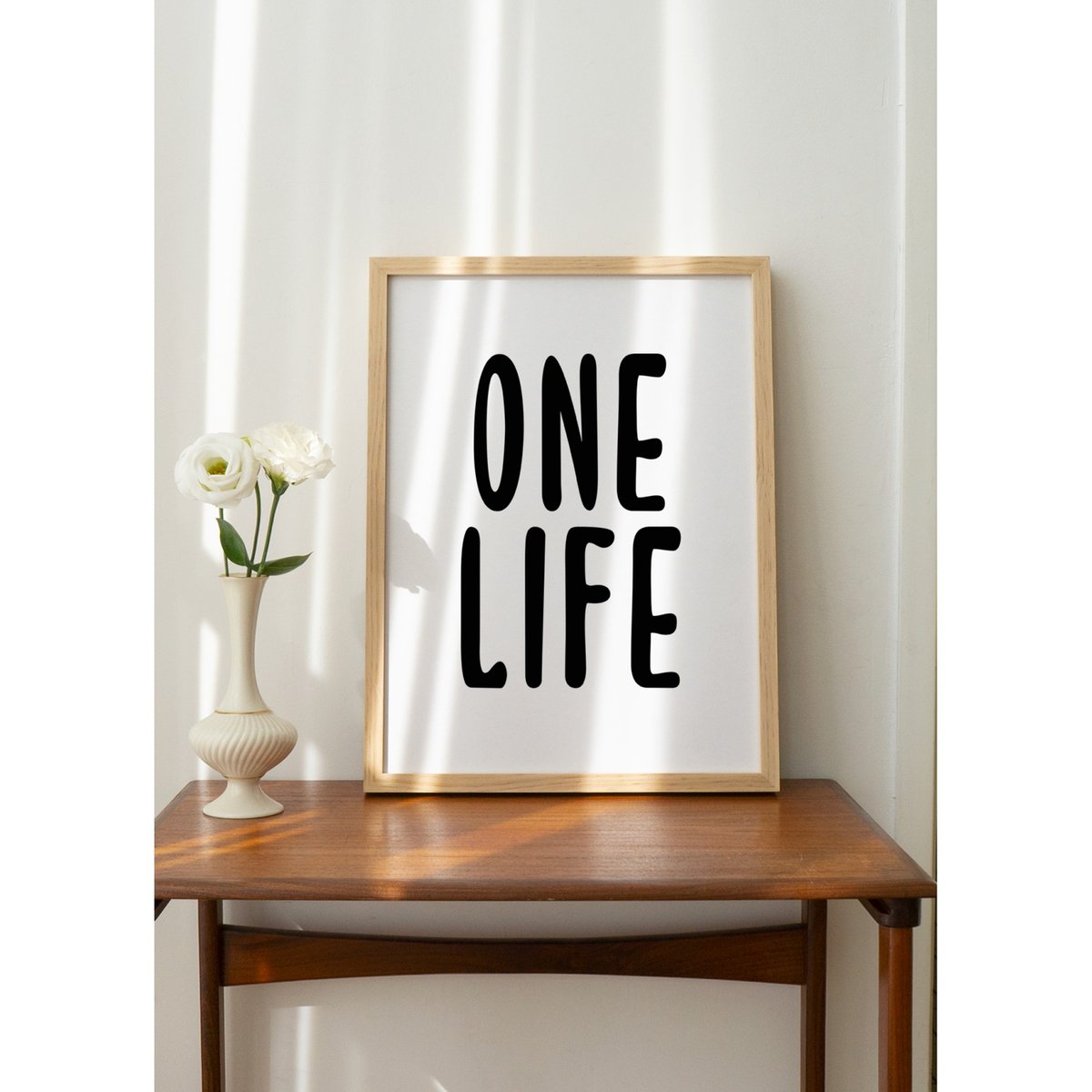 Affiche 'One life' 2 blanc, L'AFFICHERIE