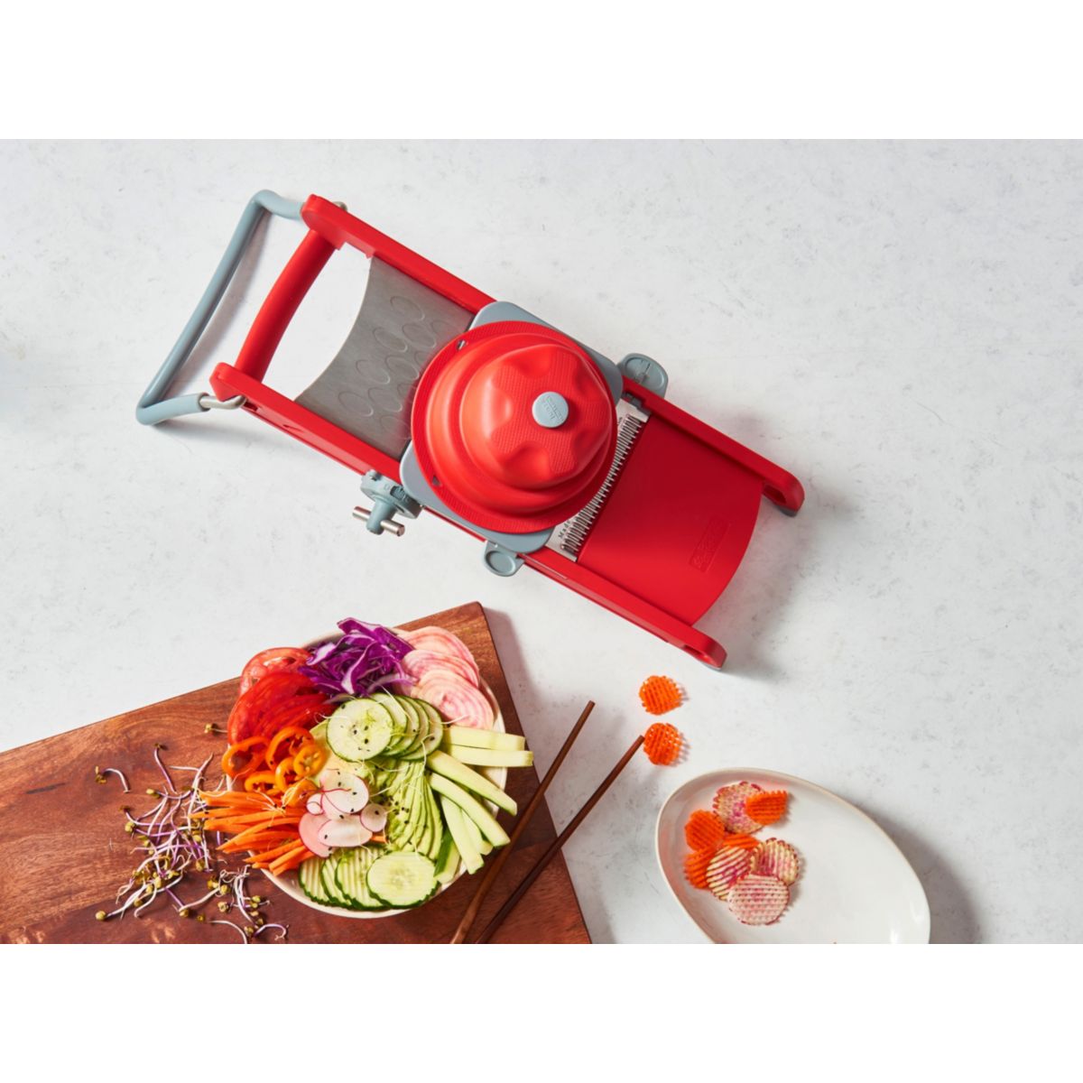 Mandoline Swing 2 rouge 2015.43 couleur unique, DE BUYER