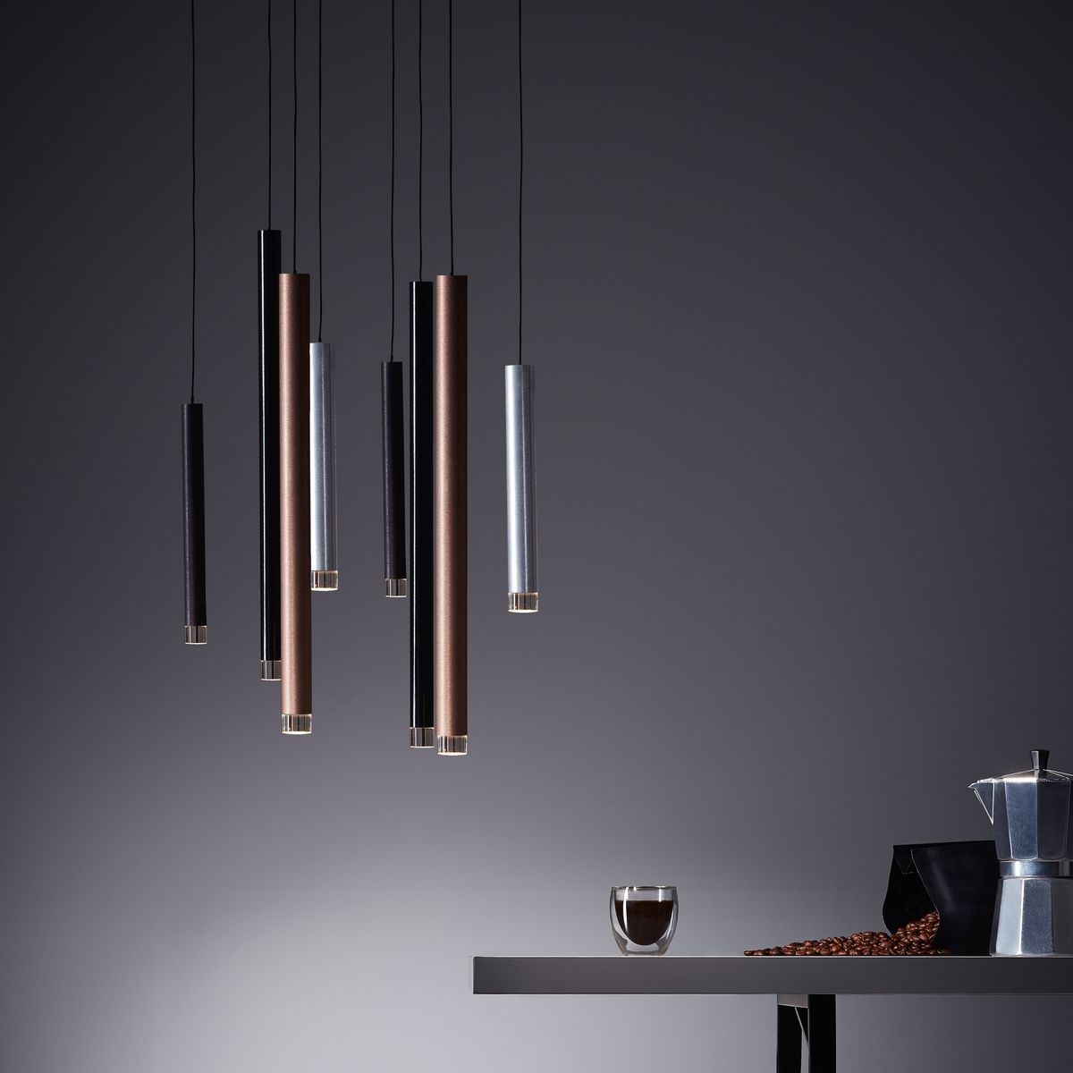 Suspension lumière chaude CEMBALO marron, BRILLIANT