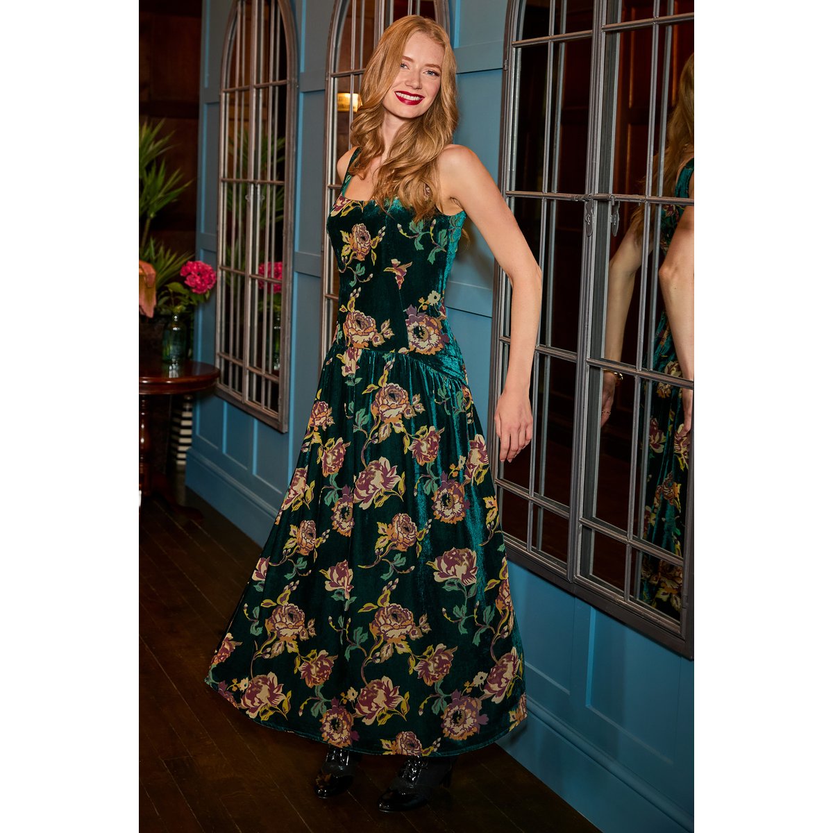 Éblouissante Robe Taille Basse en Velours Dévoré vert, JOE BROWNS