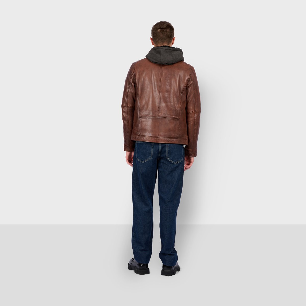 Veste en cuir à manches longues et col mao DRINK cognac, OAKWOOD