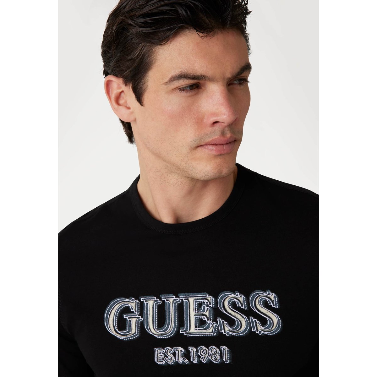 T-Shirt Logo Frontal noir, GUESS