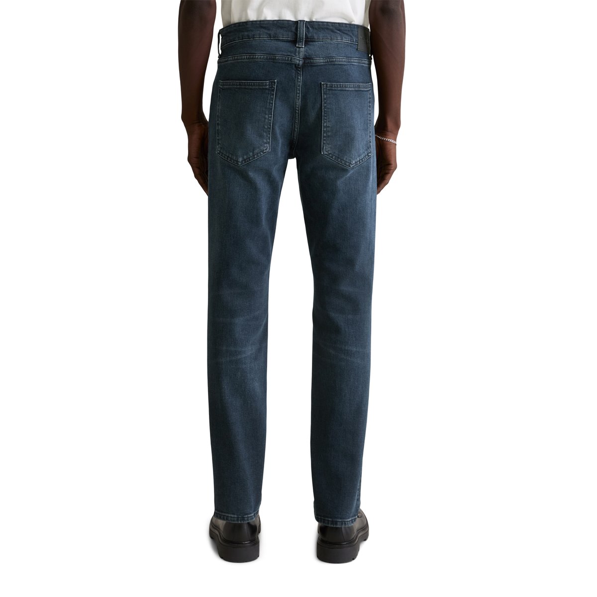 Jeans modèle Vidar slim en mélange de coton bio de haute qualité bleu foncé, MARC O’POLO DENIM