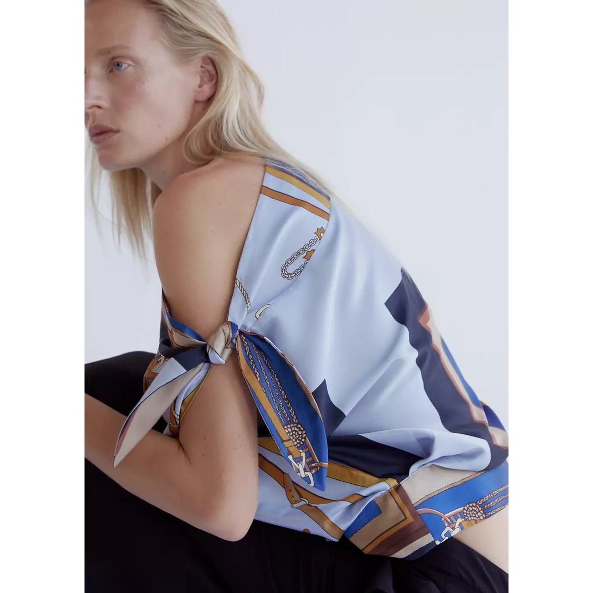 Blouse imprimée nœuds bleu ciel, MANGO