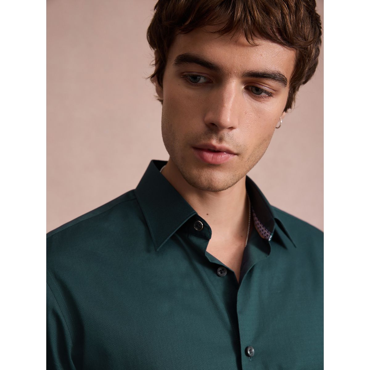 Chemise slim habillée en coton à liseré vert, NEXT