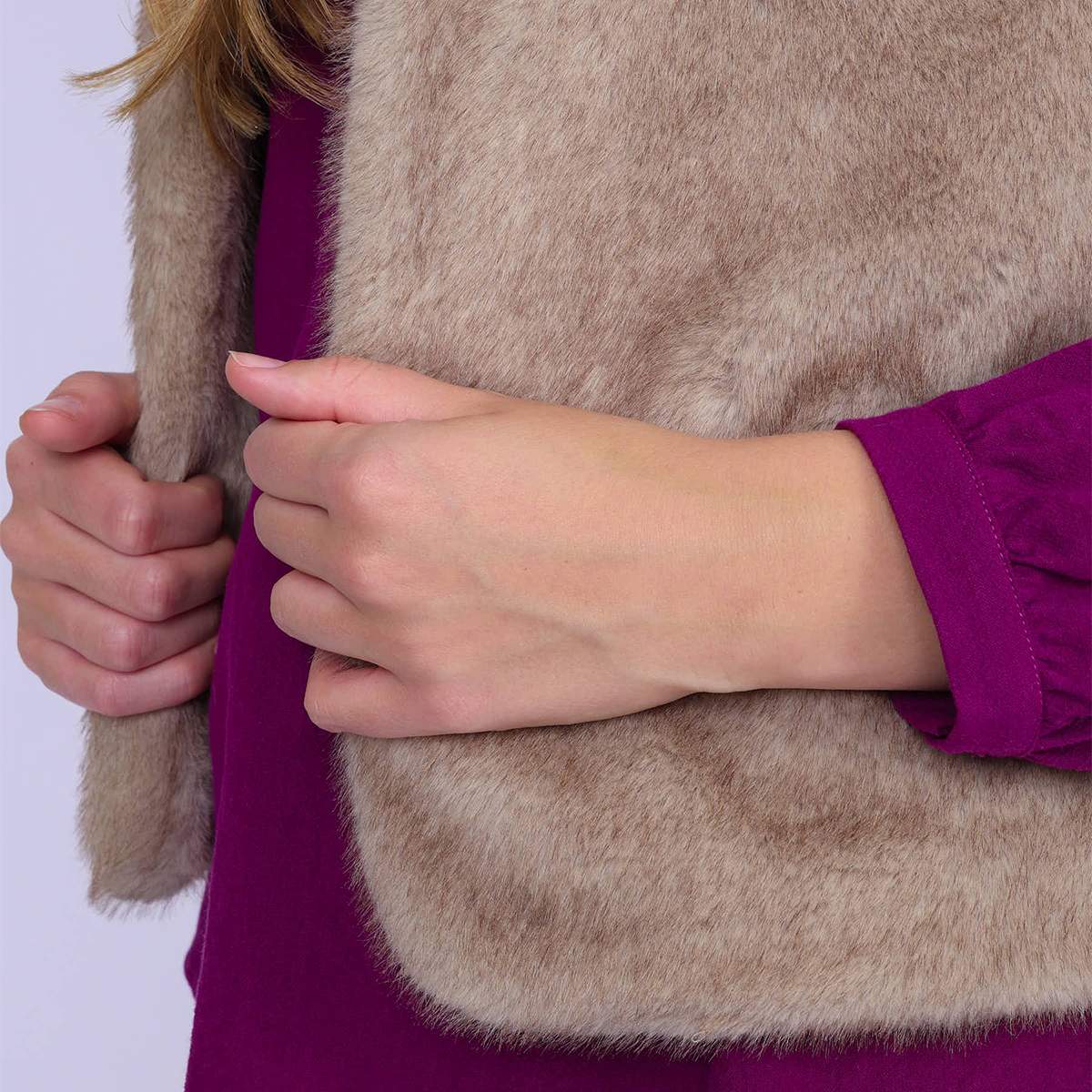 Gilet imitation fourrure taupe, MISE AU GREEN