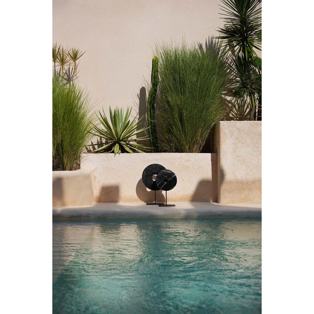 Statuette disque en marbre MARBLE noir, BAZAR BIZAR