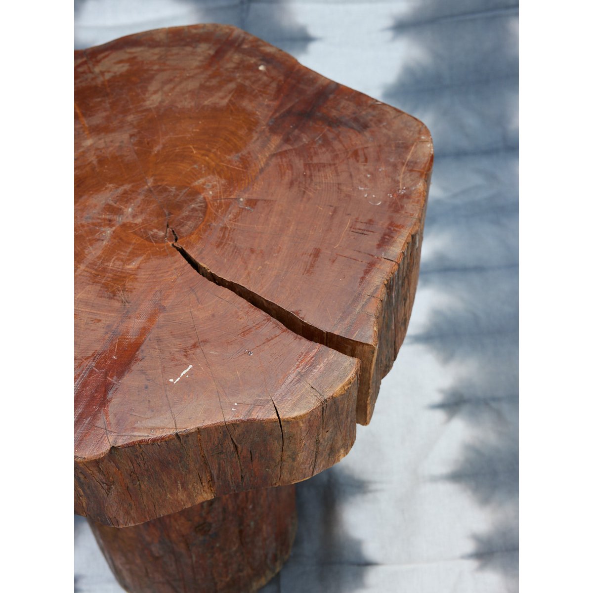 Table de salon en bois brut Donna N°1074 - Bon état bois foncé, DEBONGOUT