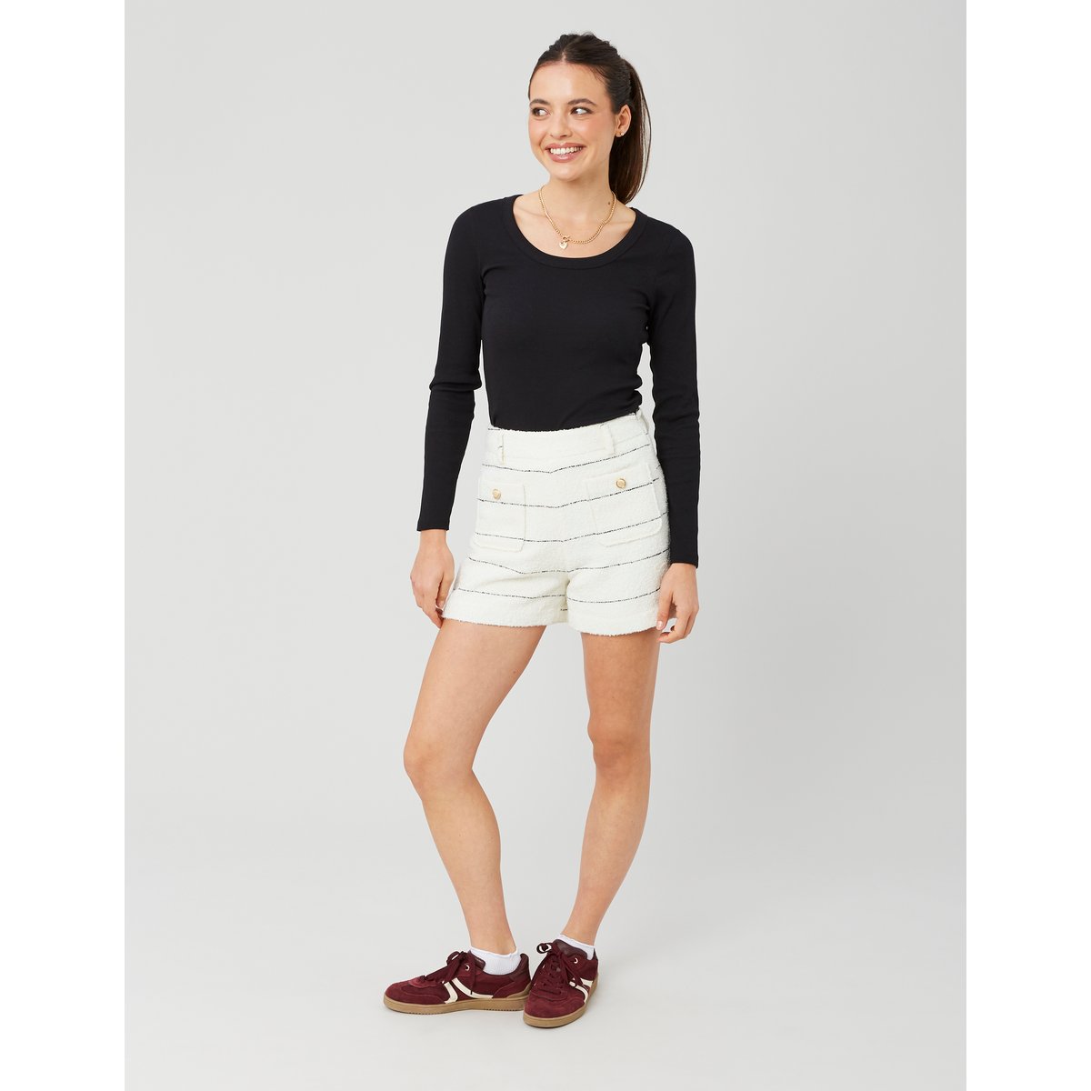 Short en tweed rayé blanc écru, BZB