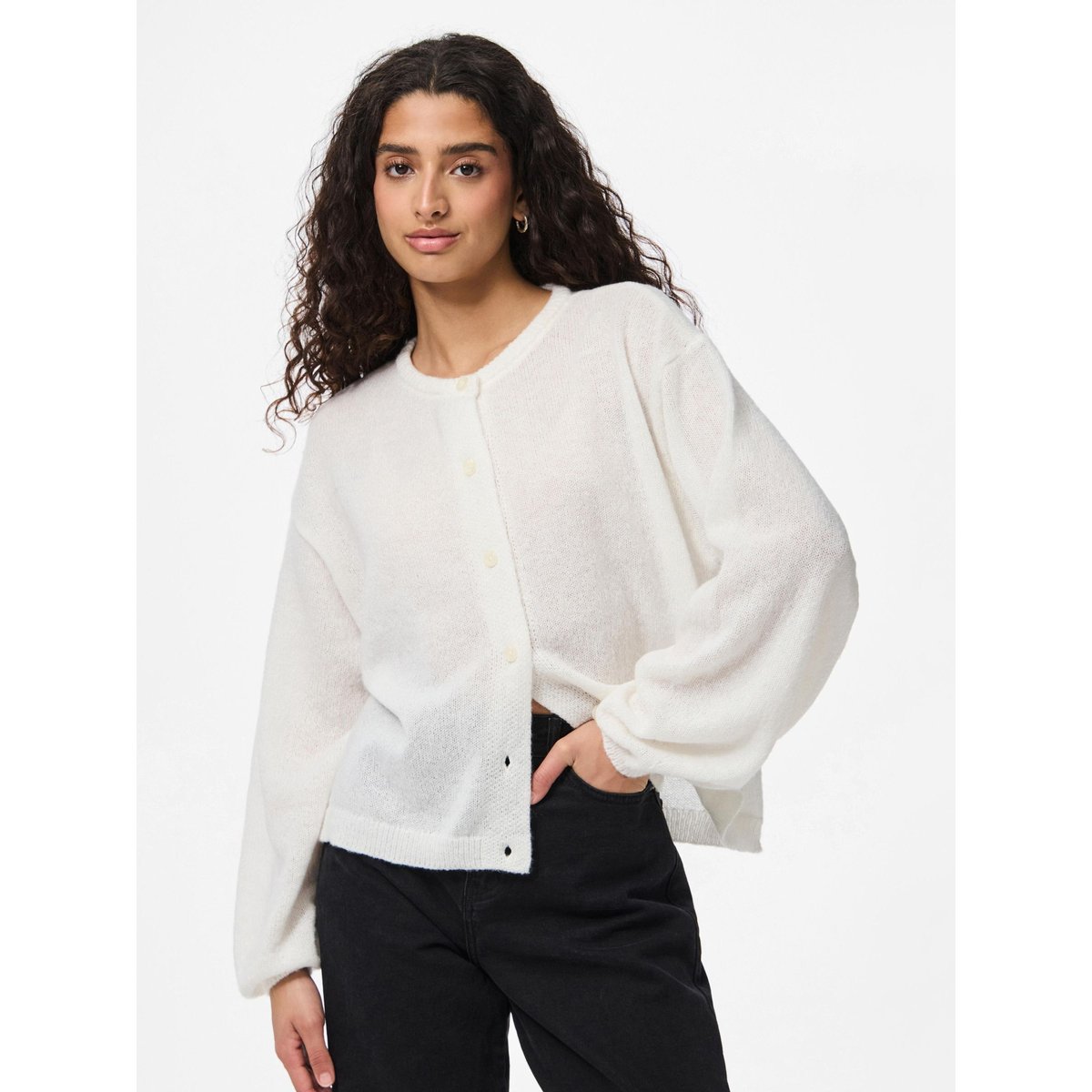 Cardigan En Maille cloud dancer, PIECES
