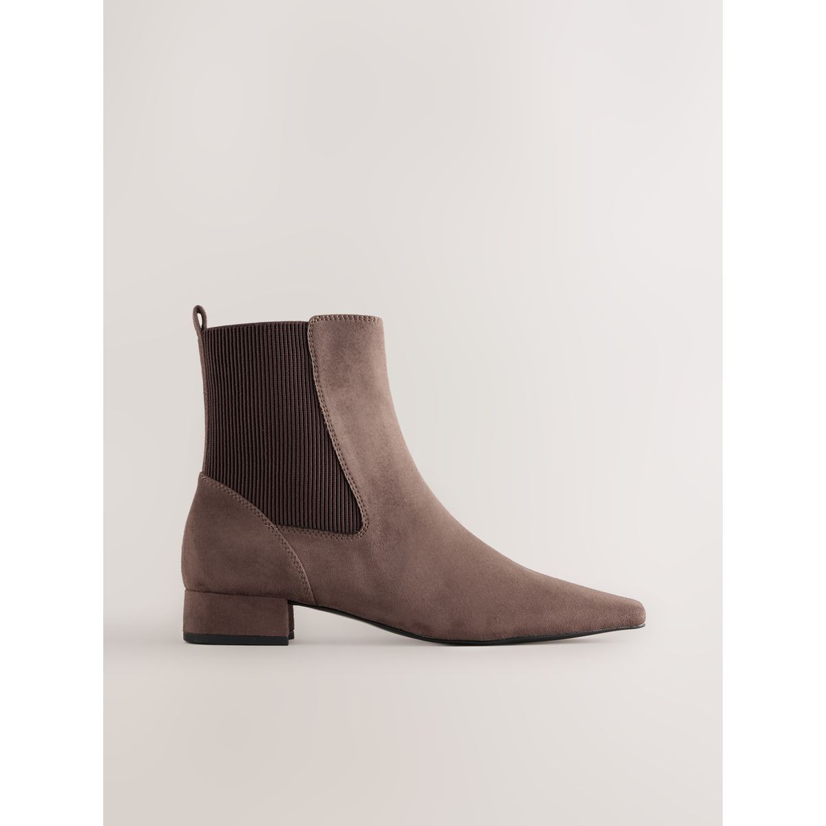 Bottines chelsea à bout ciselé taupe, NEXT