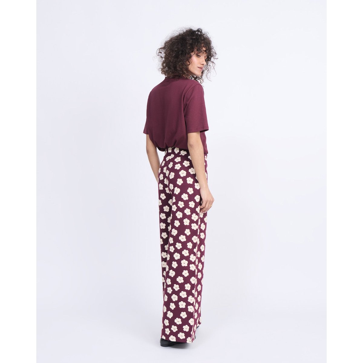Pantalon en coton bio imprimé fleuri rouge merlot, EMOI EMOI