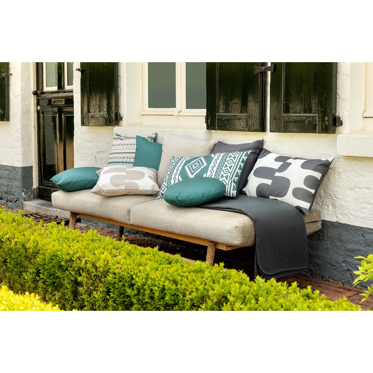 Coussin extérieur Sol bleu canard, DUTCH DECOR