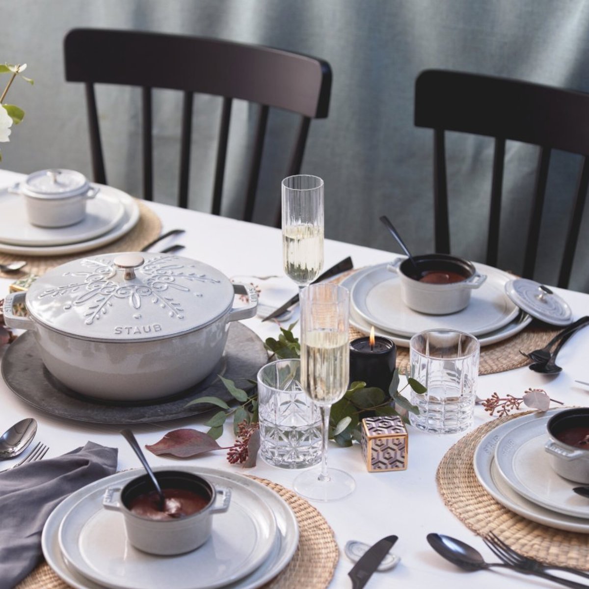 Cocotte en fonte, Rond(e), Sauge sauge, STAUB