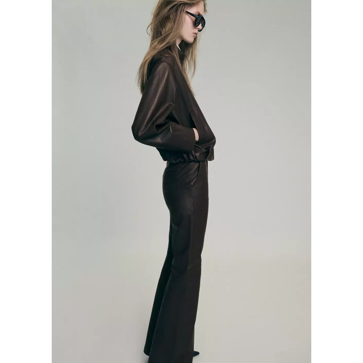 Pantalon flare cuir marron, MANGO