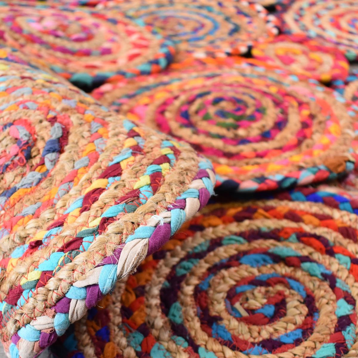 Tapis kilim fait main en coton motif géométrique multicolore, UN AMOUR DE TAPIS
