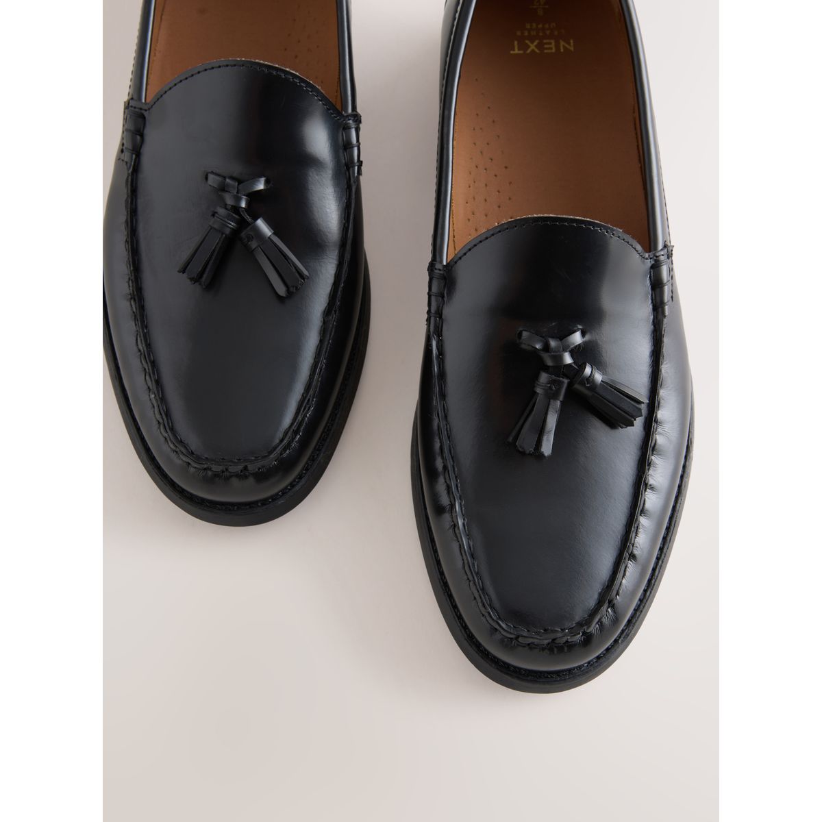 Mocassins à glands en cuir noir, NEXT