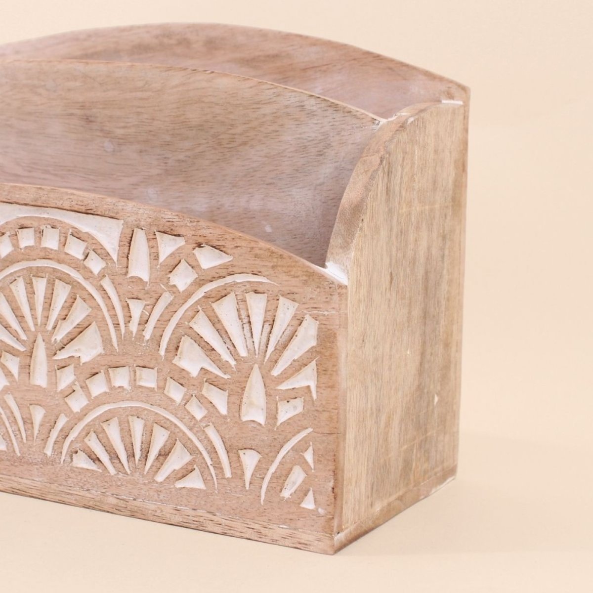 Rangement bureau en manguier gravé 31x18cm naturel, ORNAMI