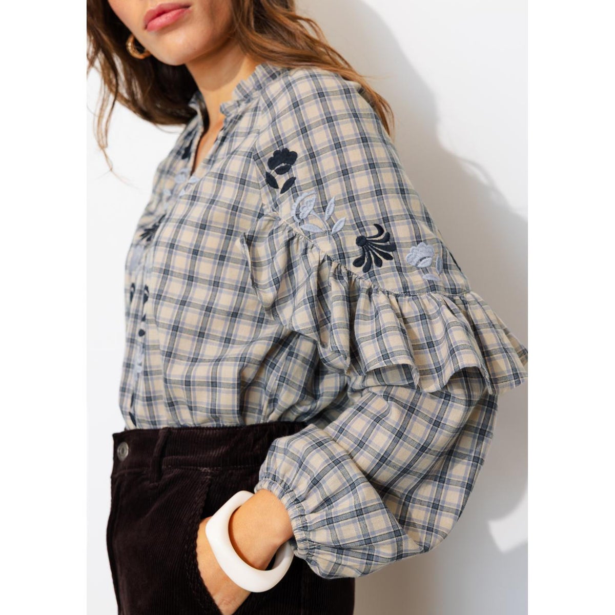 Blouse brodée à volants carreaux marine, PROMOD