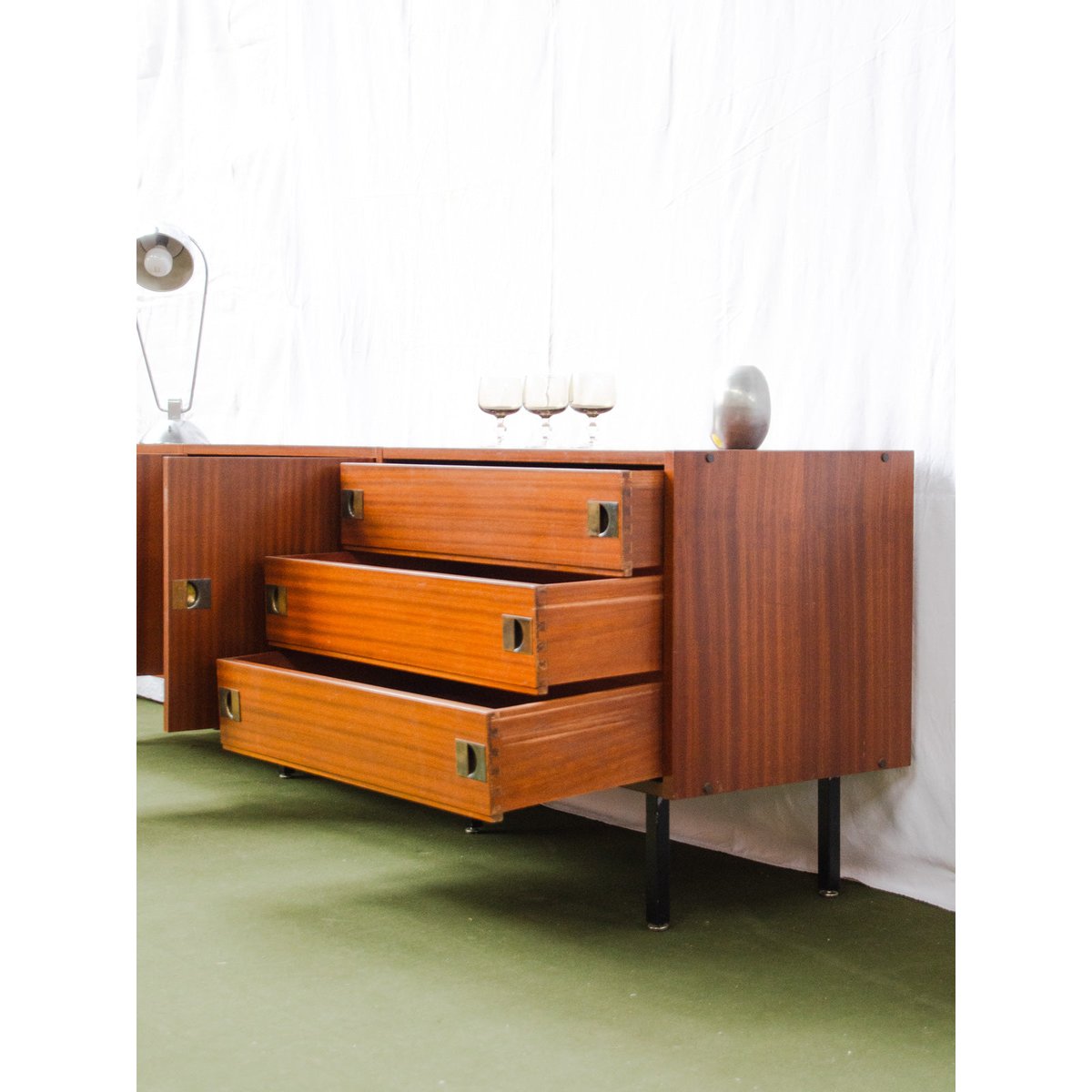 Enfilade en teck Margaret N°788 - Bon état bois foncé, DEBONGOUT