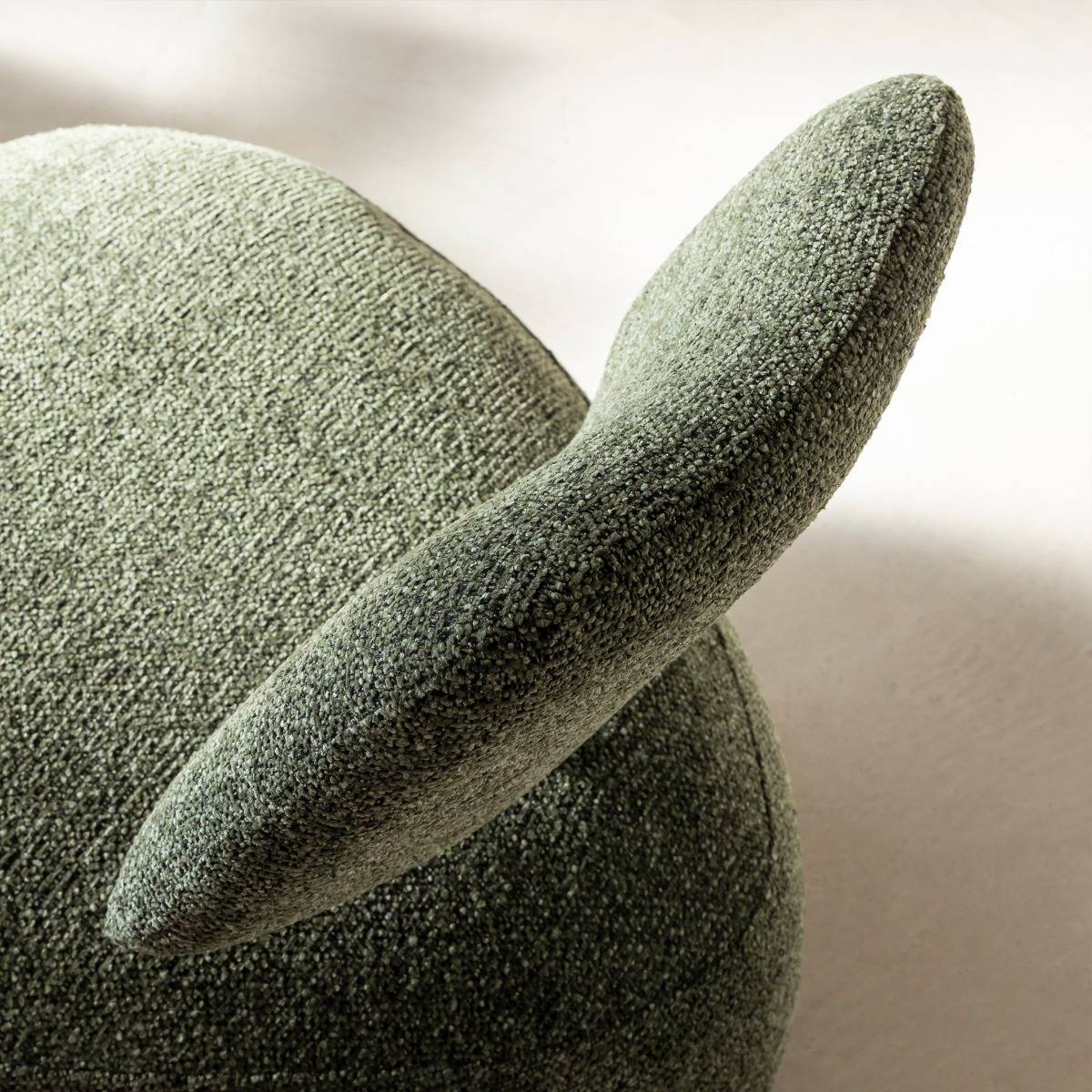 Fauteuil en tissu bouclette TÉRÉSIA vert, MADE IN MEUBLES 