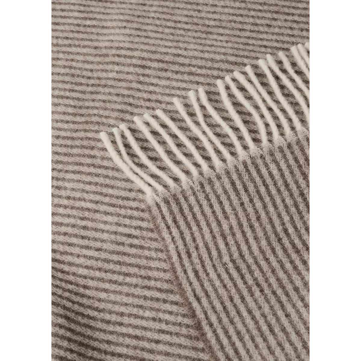 Couverture en laine à rayures avec franges marron clair/pastel, MANGO HOME