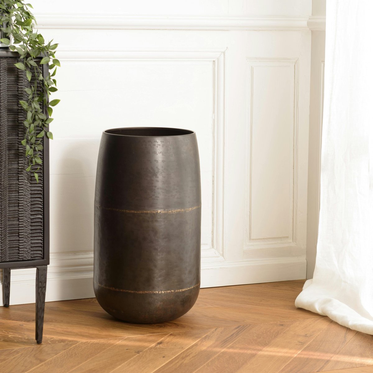 Grand vase rond métal brun antique ZALA marron, PIER IMPORT